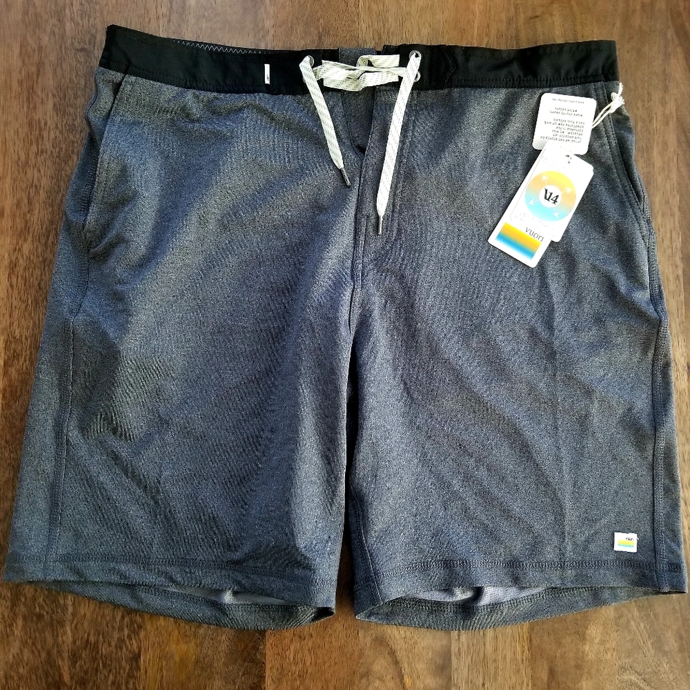 Vuori mens active wear shorts
